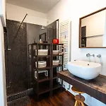 Apartament In Sarpi Vicino Metro M5 Mediolan