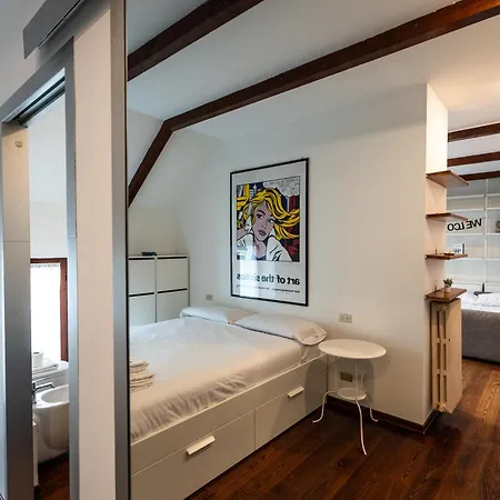 In Sarpi Vicino Metro M5 Apartament *